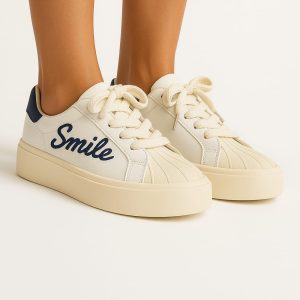 White "Smile" Casual Sneakers (Size 40)