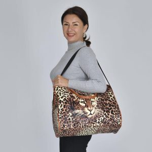 Leopard Print Travel Bag – Bold & Spacious Design