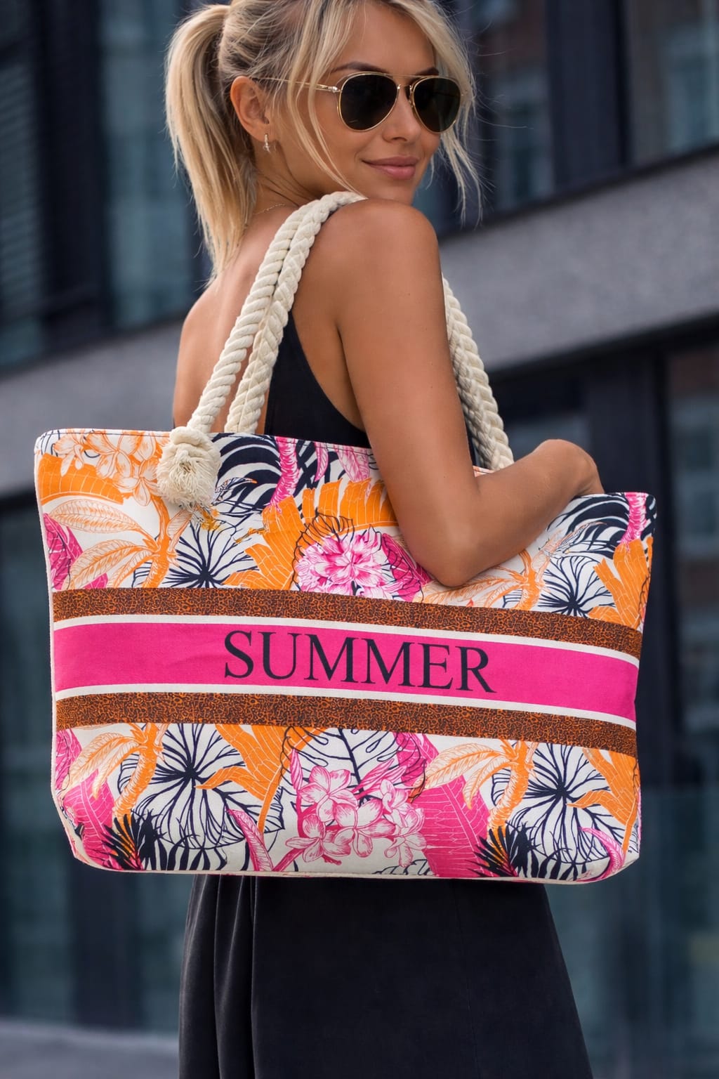 Summer Bloom Rope Handle Beach Tote (Assorted Designs) Summer Bloom Rope Handle Beach Tote – Assorted Designs for 1 KD in Kuwait