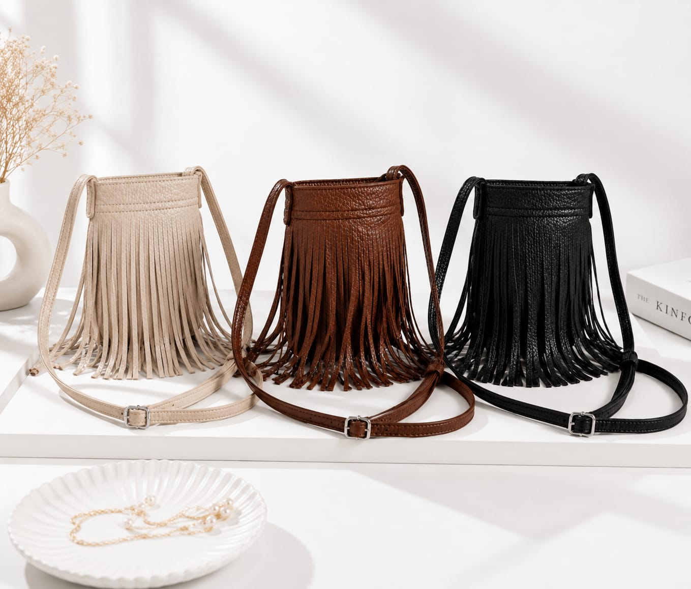 Boho Fringe Crossbody Bag Tassel Detail Close Up Boho Fringe Crossbody Bag Tassel Detail Close Up
